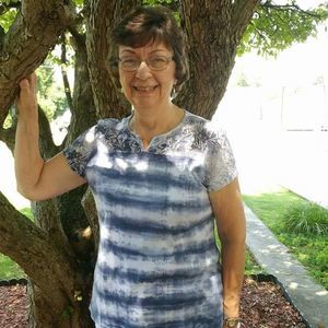 Meet your Posher, Naomi